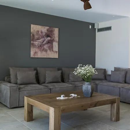 Ylenia Argostoli (Kefalonia)